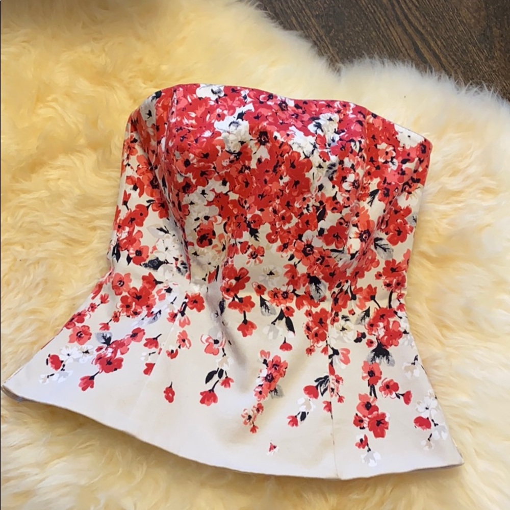 Strapless bustier style top